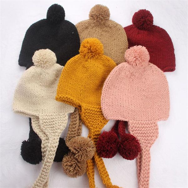 Chapeaux 2-5 ans mignon couleur unie hiver chaud tricot chapeau avec oreillette et pompons pour garçons filles 46-51cm