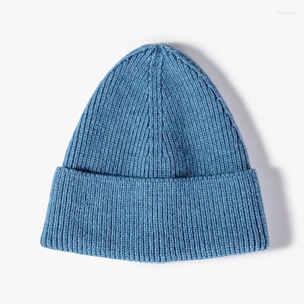 Chapeaux tricotés à fil épais pour femmes, grande circonférence de tête, polyvalents, automne et hiver, montrant le visage avec une petite étiquette
