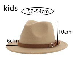 Hoeden voor vrouwen Fedora's Meisjes Hoed Jongens Hoed Vilten Kinderen Baby Caps Kleine 52cm 54cm Riem Bruiloft Schattig Kind Fedora's Sombrero's De Mujer 240110