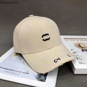 Chapeaux pour femmes hommes chapeau de créateur lettre délicate broderie impression rayure clairement snapback couleur accessoires de mode designers casquette de baseball