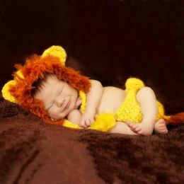 Chapeaux nouveau-né bébé fait à la main Style Animal Photo Prop tenue vêtements laine tricot Crochet photographie Animal Lion vêtements accessoires