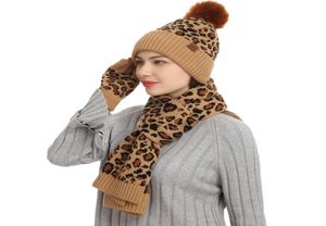 Sombreros, bufandas, conjuntos de guantes, conjunto de gorro tejido para otoño e invierno, patrón de leopardo, bufanda de lana cálida, guante de tres piezas 9089214