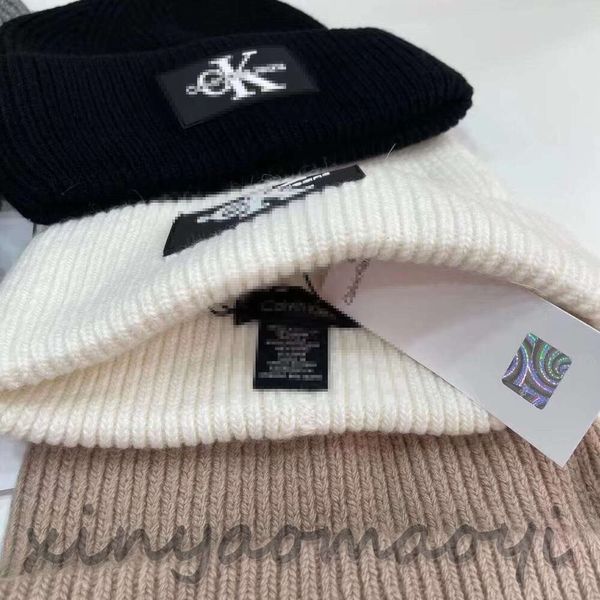 Sombreros Bufandas Conjuntos 2023ss Marca de moda Sombrero de punto para mujer C K Diseñador Beanie Cap Oficial Sincrónico Original Soltero 1 Sombrero cálido Regalo de cumpleaños para hombres