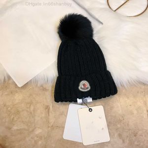 Hoeden Sjaals Sets Ball Caps MoncKler Beanie cap Designer voor zowel mannen als vrouwen Luxe echt bont wasbeerbont gebreide muts