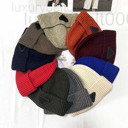 Cappelli Sciarpe Completi firmati Triangolo invertito Maglia calda Solido Raso Top P Home Guapi Plain Round Core spun Yarn I1I1
