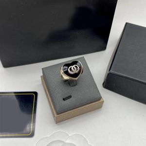 Hebben postzegels 18K goud Zwarte perzik hart Cluster Ringen damesmode eenvoudige merk designer oorbellen voor vrouwen bruiloft e225A