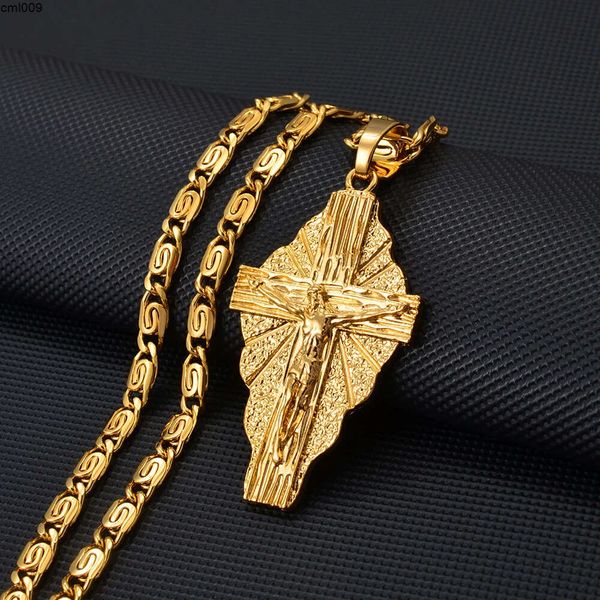 Hawaiian Luxury Cross Pendants Chain Yellow Gold Designer Colliers Men Femmes Micronesia Chuuk Marshall Guam Bijoux Cross