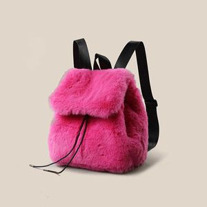 HBP Mochila Estilo Mochila de Felpa para Mujer Gran Capacidad Y2k Pelo de Conejo Hot Girl Versátil Rosa Roja Mochila para Estudiantes Lindo Bolso de Piel Mochila 221125