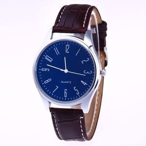 HBP Fashion Sport en alliage en alliage Bande en cuir Quartz Business Wristwatch Men Watch Calendar horloge cadeau