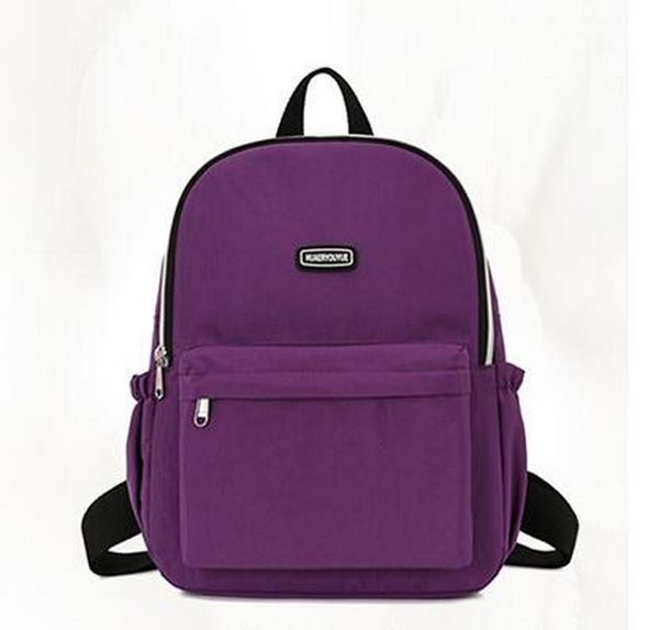HBP flores alrededor de 2023 Nueva mochila de moda Bolso de moda mochila ligera Bolsa de nylon bolsas impermeables púrpura