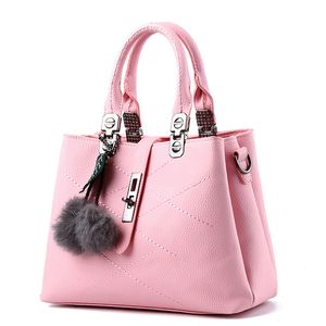 HBP Hot Pink Fashion PU-Lederhandtaschen für Damen Messenger Bags Geldbörsen EFFINI 2021 Sac A Main Damenhandtasche Tote mit Haarball-Anhänger