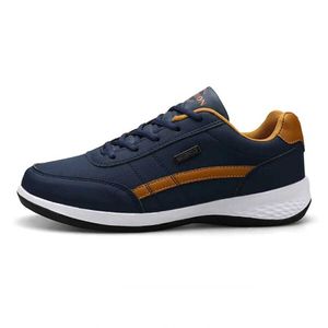 HBP Zapatos para hombre sin marca de exportador indio Moda Casual Zapatillas de tenis para hombre al aire libre Zapatillas de deporte ligeras y cómodas con cordones Tamaño de entrenador de PU