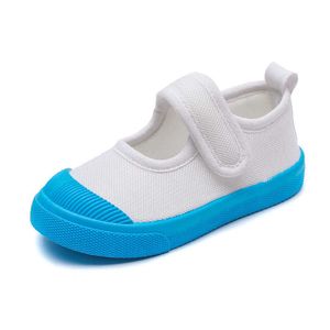 HBP Zapatos escolares sin marca para niños y niñas, zapatillas de lona de malla con suela blanda para jardín de infantes