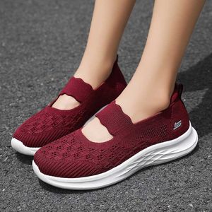 HBP Zapatos de verano sin marca, zapatillas de deporte para mujer, zapatillas de deporte de malla transpirable, zapatos de goma antideslizantes, zapatos planos para madre, zapatillas de deporte informales para mujer, mocasines femeninos