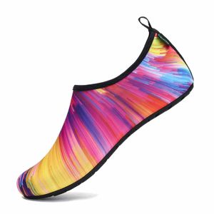 HBP niet-merk geventileerde kleurrijke aqua dun-zolen antislip water zwemschoenen voor yoga en sportschool