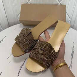 HBP Niet-merk groothandel Babouche Femme Strass Comfortabele Fancy Outdoor Schoenen Zomer Platte Sandalen voor Dames