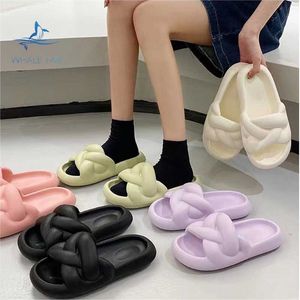 HBP Niet-merk groothandel Chinelo Slide Pantoufles Diapositives Open teenbad Zwembad EVA Foam Geometrie Slides Slippers voor volwassen vrouwen Lady