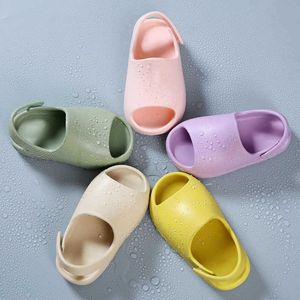 HBP non-merk groothandel ontwerper Eva Girls Boys Summer Glaides Sandalen voor peuters aangepaste badkamer kinderen strand slippers met riem