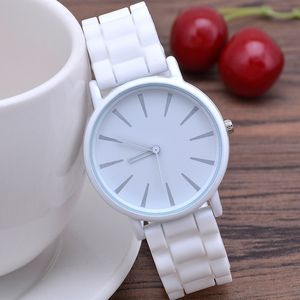 HBP Womens kijkt naar mode keramische armband Quartz Movement Luxury Clock Ladies Business Watch Montres de Luxe