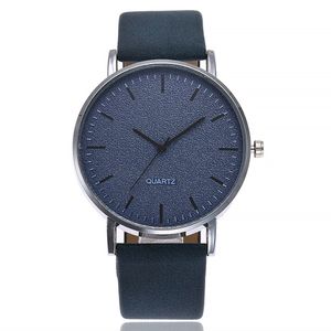 Montre-bracelets HBP pour hommes Watchs Watchs Simple Style Unique Dial Quartz Mouvement Watch Fashion Le cuir sangle Montres de Luxe