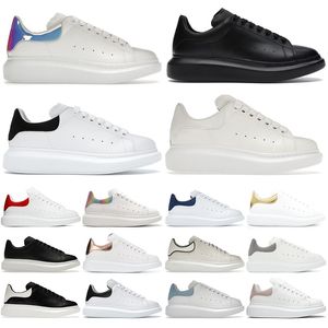 2023 alexander mc queens mcqueen Hommes femmes designers chaussures plates - formes chaussures de sport de Blanc 【code ：L】chaussures de sport pour hommes jogging extérieur marche