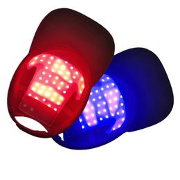 Hoofdmassageapparaat Haargroeikap Oplaadbaar Infraroodtherapie 650 nm Rood Blauw 48 LED-kralen Verzorging en voedend verlies Verbeter het vertrouwen 231205