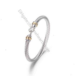 Hoofd Dikke armband 5 mm 4 mm Luxe Twisted Pearl Designer Women Fashion armbanden veelzijdige twist sieraden Platinum vergulde bruiloft geschenken Bangle SH8Z