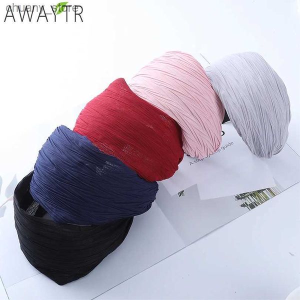 Bandeau à l'extérieur de la mode large bandeau solide turban solide solide hair têtes de tête de cerceau accessoires de cheveux bandeau pour femmes coiffure des filles y240417