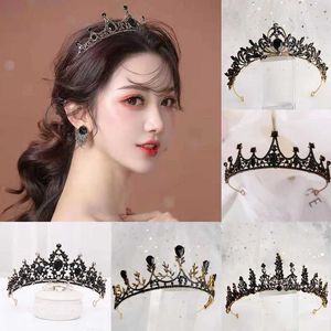Bandons baroque rétro noir Luxury Bridal Crystal Headpiece Princess Queen Pageant Prom Righestone Veil Headpice Accessoires de cheveux Q240506