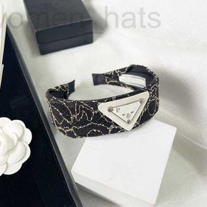 Diademas de diseño Pasadores Coreanos Clips lindos Diseñador Estilo étnico Bordado Encaje Pinza para el cabello Chicas románticas Horquilla Diseño exquisito Marca Regalos familiares IXTM