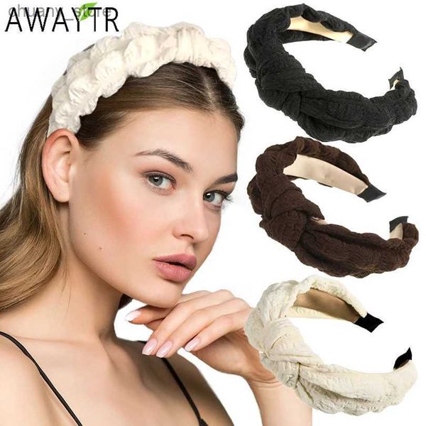 Bandons accessoires de cheveux de mode Femmes Couleur solide Bande de tête de choux Middle Jot à bords larges Girl Fluffy Hair Hoop Headwear New Y240417