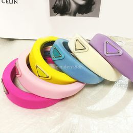 Hoofdbanden Fashion Women Triangle Classic Letter Headband Hoofdress Party Outdoor Gifts Sports Jewelry 12 Colors