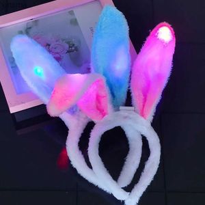Hoofdbanden Lichtgevende LED-hoofdband Hoofdtooi Bunny Ears Hoofdband Konijn Hoofddeksels voor Cosplay Meisjes Bruiloft Glow Party Haaraccessoires YQ240116