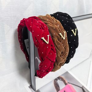 Hoofdbanden Luxe Designer Hoofdbanden Dames Effen Kleur Merk Metaal Letter Frans Fluwelen Doek Haarband Dames Herfst Sport Haarhoepel Vintage Hoofdaccessoires Geschenken