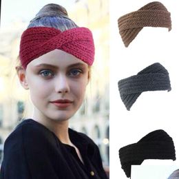 Hoofdbanden Nieuwe dames hoofdband Winter Rhinestone Twist Hoofdband Handgemaakte Haakhaar Girls Gebreide Hoofdwrap Accessoires Drop Leveren Dh9ze