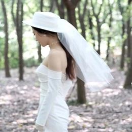 Headpieces Elegante witte satijnen hoed voor vrouwen bruiloft Birdal zon met sluierbruid haaraccessoires