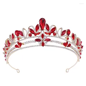 Coiffes Coiffures De Mariage Européen Et Américain Avec Strass Feuilles De Trèfle Rouge Accessoires De Robe De Couronne De Mariée