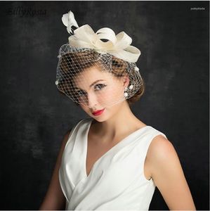 Headpieces worden geconfronteerd met sluierhoeden voor vrouwen bruids veer bruiloft en fascinators 2022 linnen tule feest haaraccessoires Europeaan