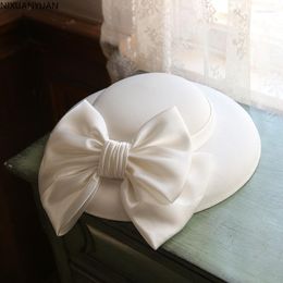 Tocados estilo francés vintage bowknot gran ala sombrero blanco moda elegante boda sombreros accesorios para el cabello