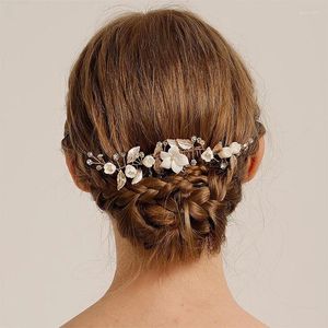 Headpieces Gold Leaf Bruids Hair Comb Witte keramische bloem handgemaakte accessoires Luxe bruiloft sieraden bruidsmeisjes geschenken
