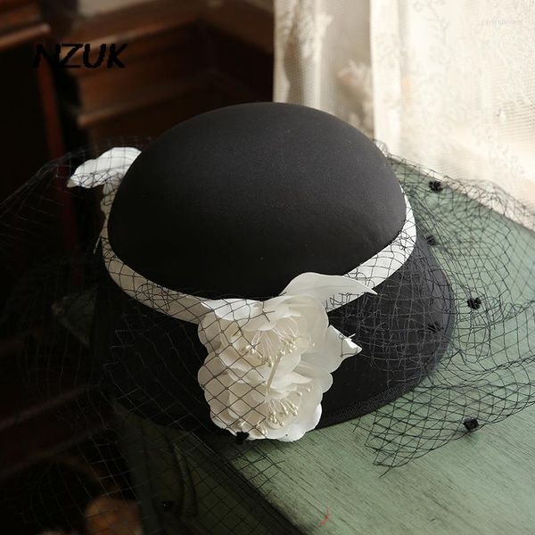 Tocados NZUK Sombreros de boda vintage Mujeres Fascinadores Velo Fedoras Sombrero Flor grande Negro Bowler Cap Invierno Cloche