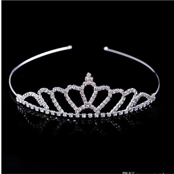 Coiffes Brillant Cristal De Mariée Diadème Partie Pageant Argent Plaqué Couronne Bandeau Pas Cher Accessoires De Mariage 2018 Nouveau Desig217P