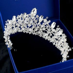 Coiffes Argent Couronne De Mariage Mariée Demoiselle D'honneur Baroque chic Diadème En Cristal Strass couronne bandeau Robe De Mariée Studio Tiara Doux 16 16