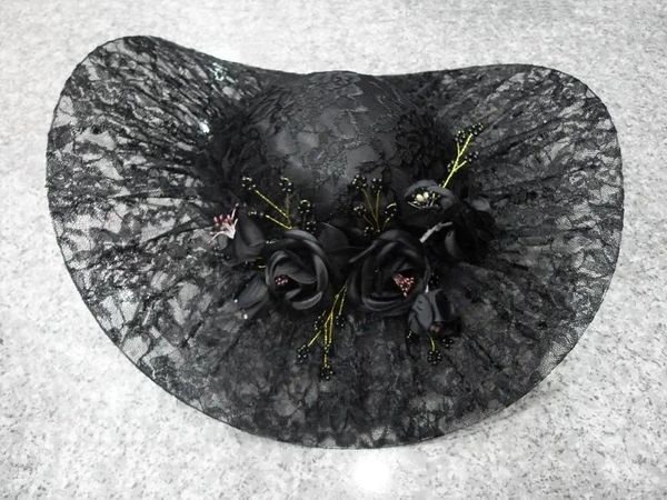 Coiffures en gros dentelle chapeaux de mariée Tocado Novia accessoires de cheveux de voile de mariage