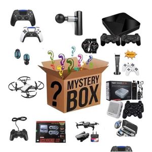 Casques Lucky Bag Boîtes mystères Il y a une chance d'ouvrir des caméras de téléphone portable Drones Console de jeu Montre intelligente Écouteur Plus de cadeaux D Dhvzt