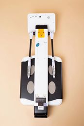 Machine d'analyseur de graisse corporelle à échelle de graisse de beauté de santé 2023 échelle d'analyseur de graisse corporelle de hauteur ultrasonique d'élément humain intelligent professionnel