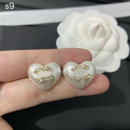 Pendientes colgantes con forma de corazón y diamantes, pendientes con letras de plata 925, joyería de marca de diseñador, pendientes de regalo de amor con logotipo correcto, semental encantador para mujer