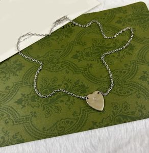 Pendentif coeur amour collier concepteur pour femmes colliers en argent Vintage simple bijoux collier de luxe style lettre coeurs bracelet accessoires avec boîte