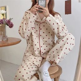 Estampado de corazón Suit Home Algodón de algodón suelto Casual Sleepwear coreano Pajamas Pantalones Harajuku Cloth Kawaii Single Breaded Top 240408