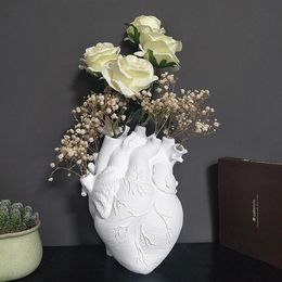 Vase à fleurs en forme de cœur, Pot en résine séchée de Style nordique, Vases d'art, Sculpture, plante de bureau pour décoration de maison, ornement, cadeaux 225R